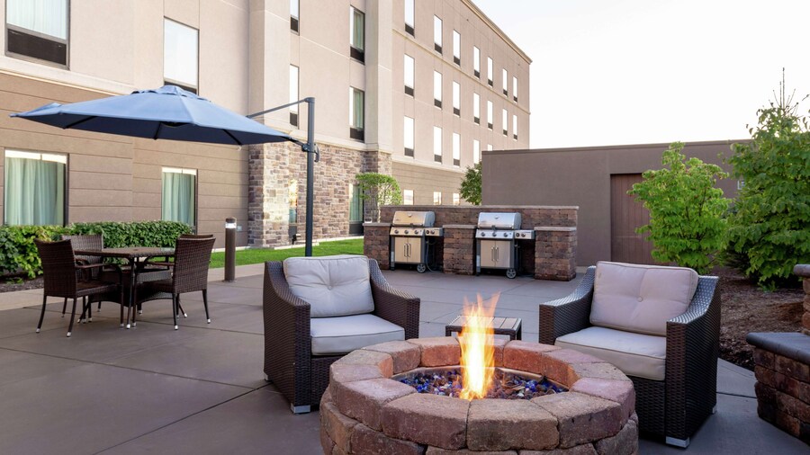 Hampton Inn & Suites Wheeling-The Highlands