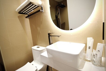 Rest Bugis Hotel - Image 56