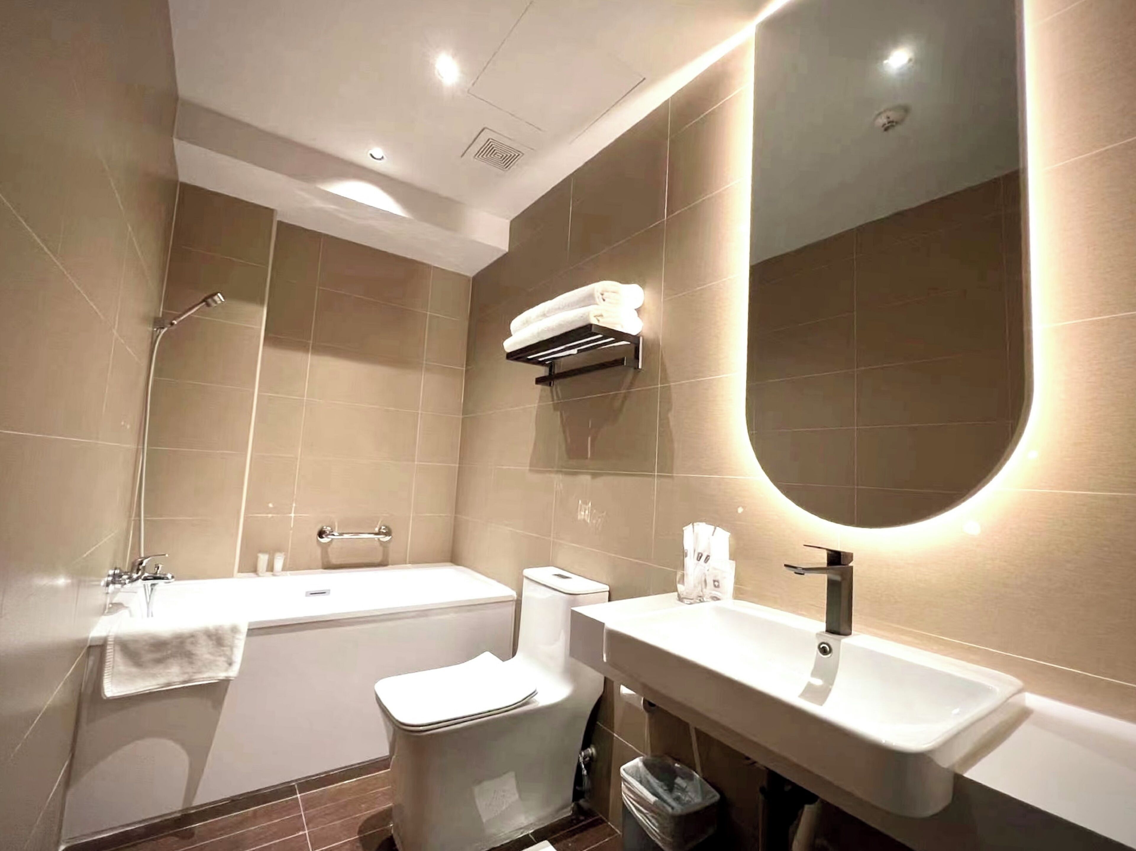 Foto - Rest Bugis Hotel