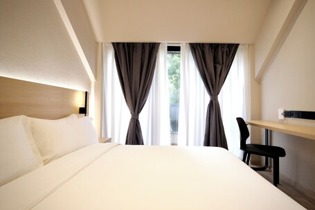 Rest Bugis Hotel - Image 45