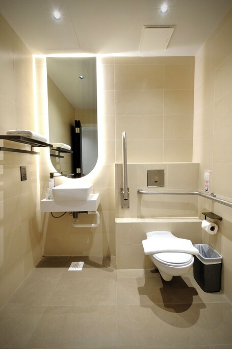 Rest Bugis Hotel - Image 49