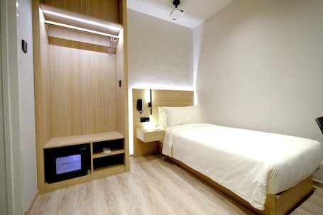 Rest Bugis Hotel - Image 92