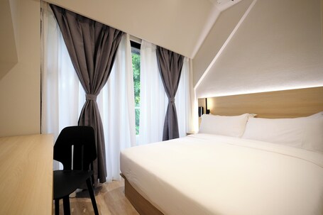 Rest Bugis Hotel - Image 47