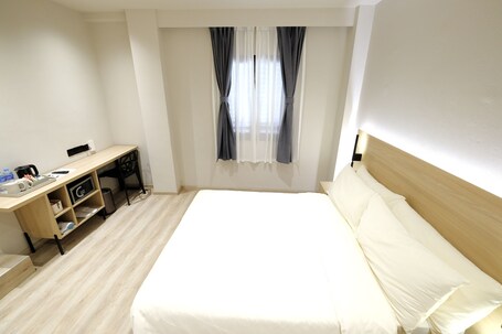 Rest Bugis Hotel - Image 94
