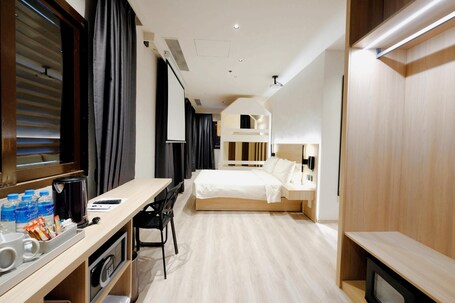 Rest Bugis Hotel - Image 5