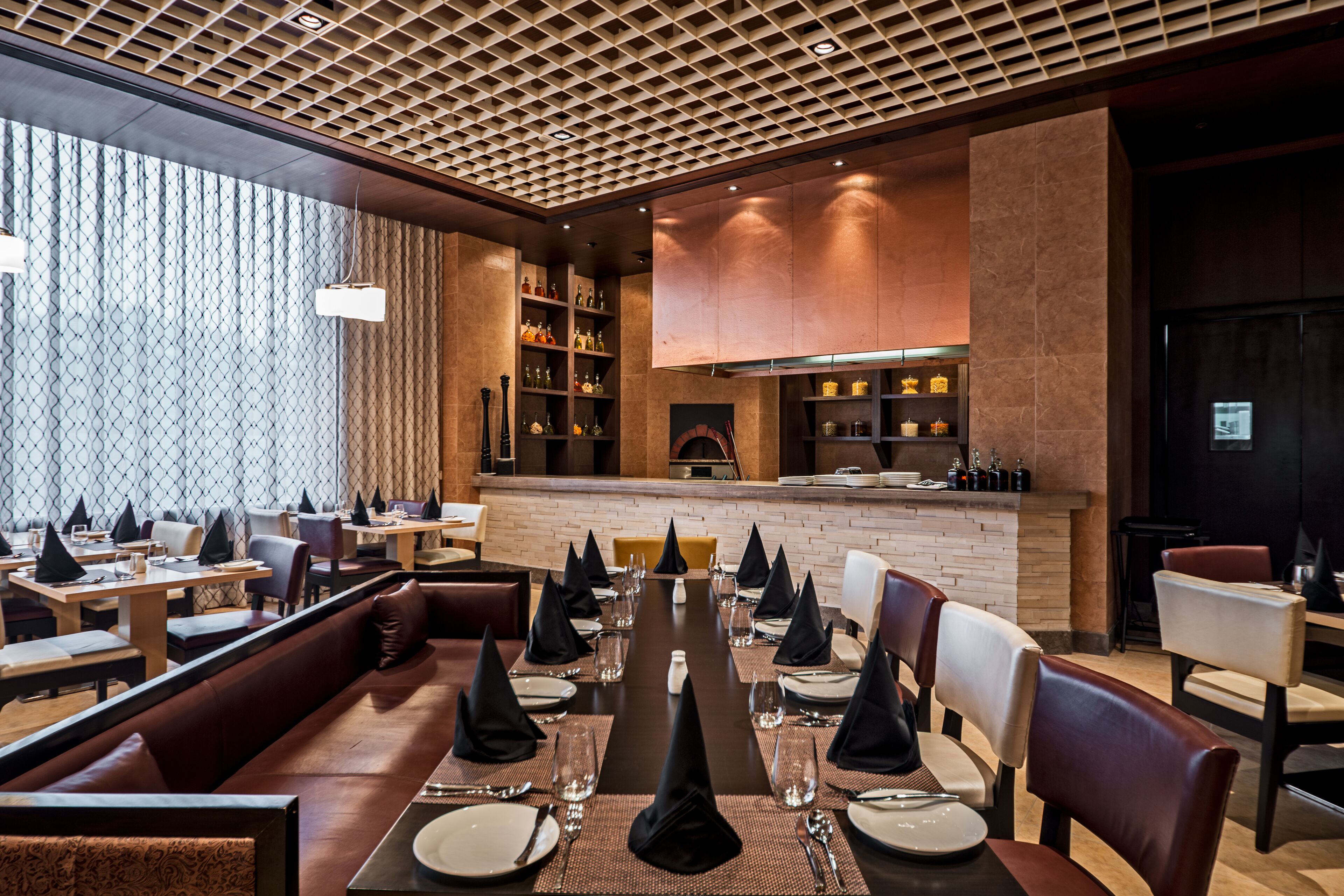 2 restaurants, breakfast, lunch, dinner served; Pan-Asian cuisine