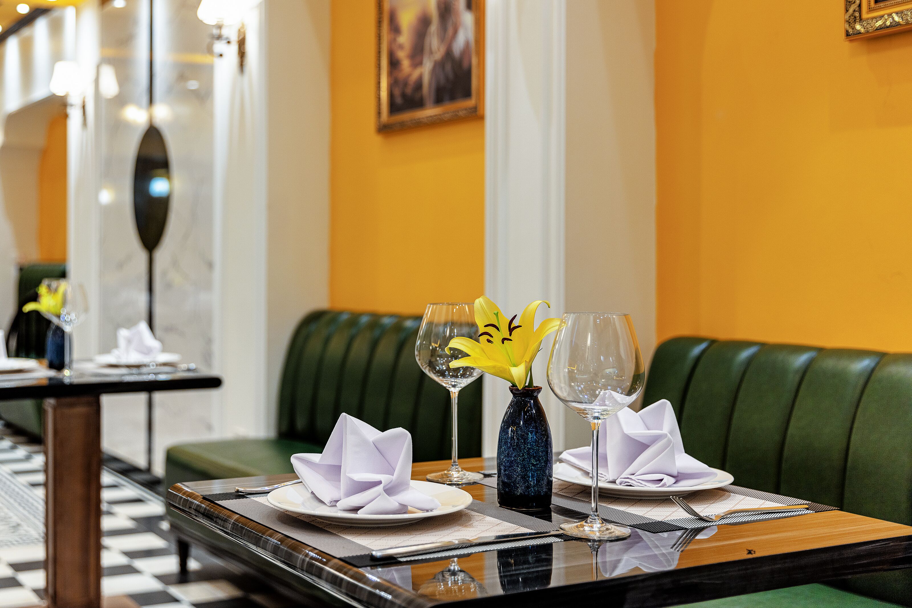 Photo - Minerva Church Hotel