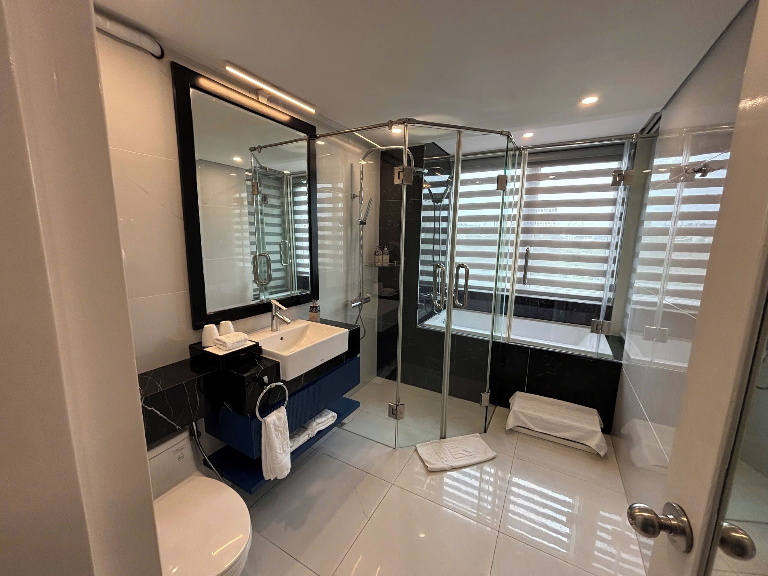 Photo - Minerva Church Hotel