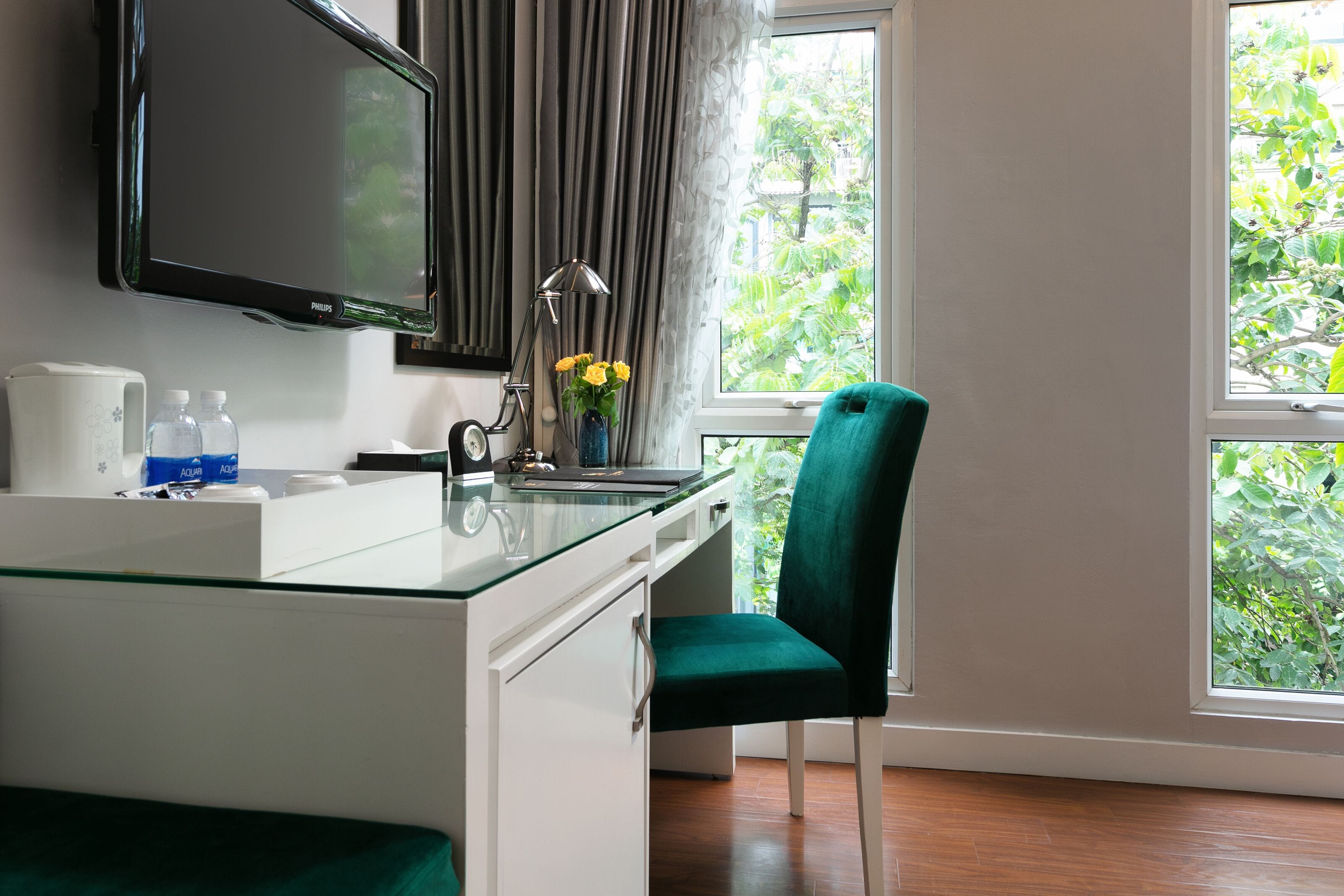 Photo - Minerva Church Hotel