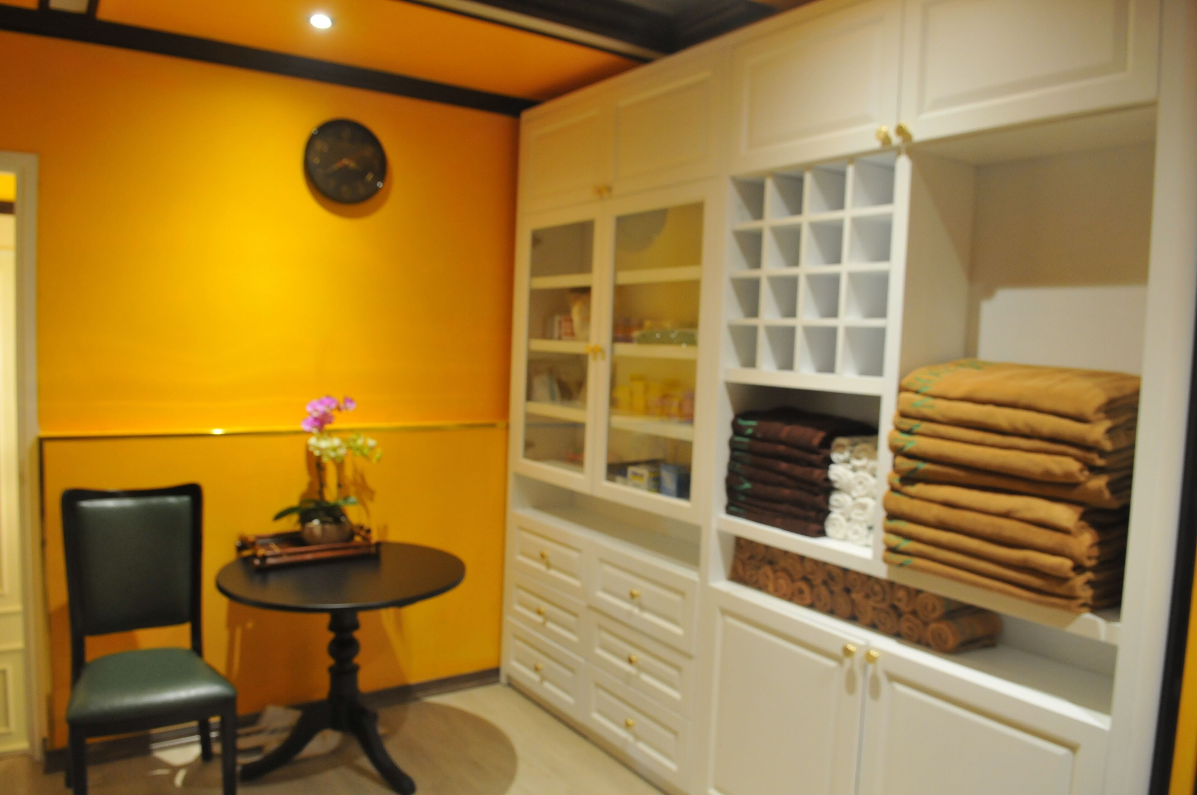 Photo - Minerva Church Hotel