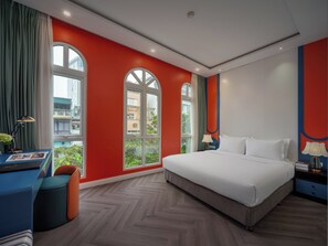 Premium bedding, minibar, in-room safe, individually decorated - Minerva Church Hotel (Hanoi)