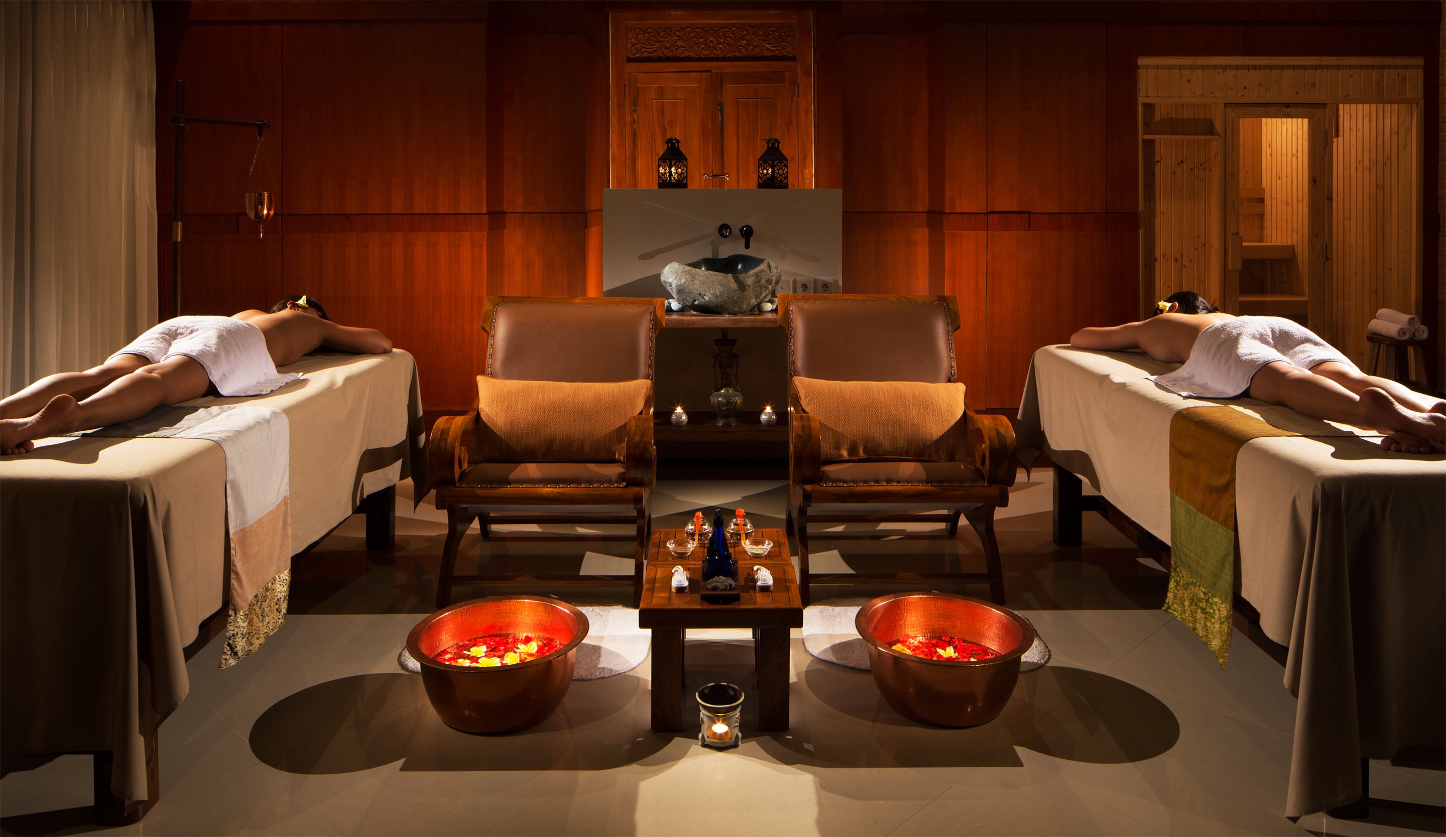 couples treatment room(s), body treatments, aromatherapy