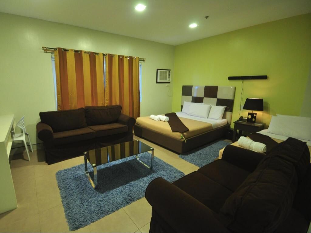 In-room safe, desk, free WiFi, bed sheets