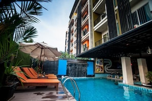Outdoor pool - Tuana Blue Sky Patong (Patong)