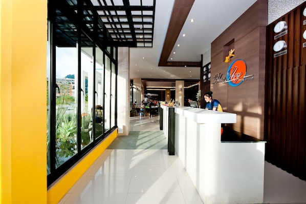 Lobby - Tuana Blue Sky Patong (Patong)
