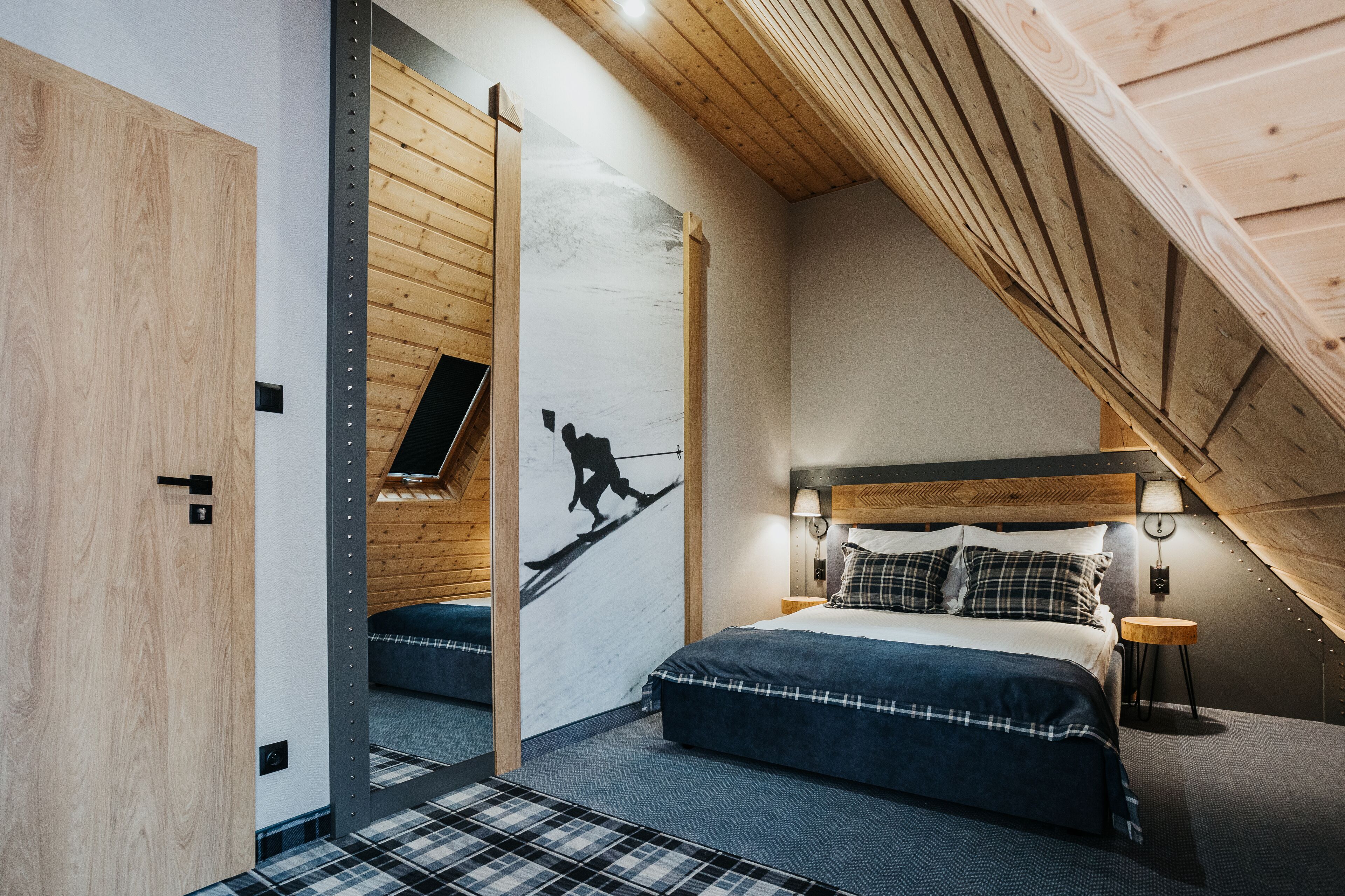 deluxe apartment (for two people) | 2 bedrooms, iron/ironing board, cots/infant beds, free wifi