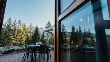 Apartment for 4 Persons with Mountain View and Terrace | Vistas desde la habitación