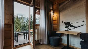 Apartment for Two with Mountain View and Terrace | View from room