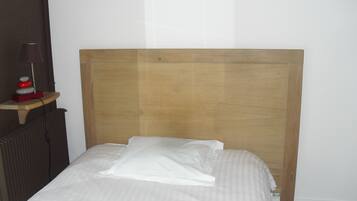 Desk, iron/ironing board, rollaway beds, free WiFi