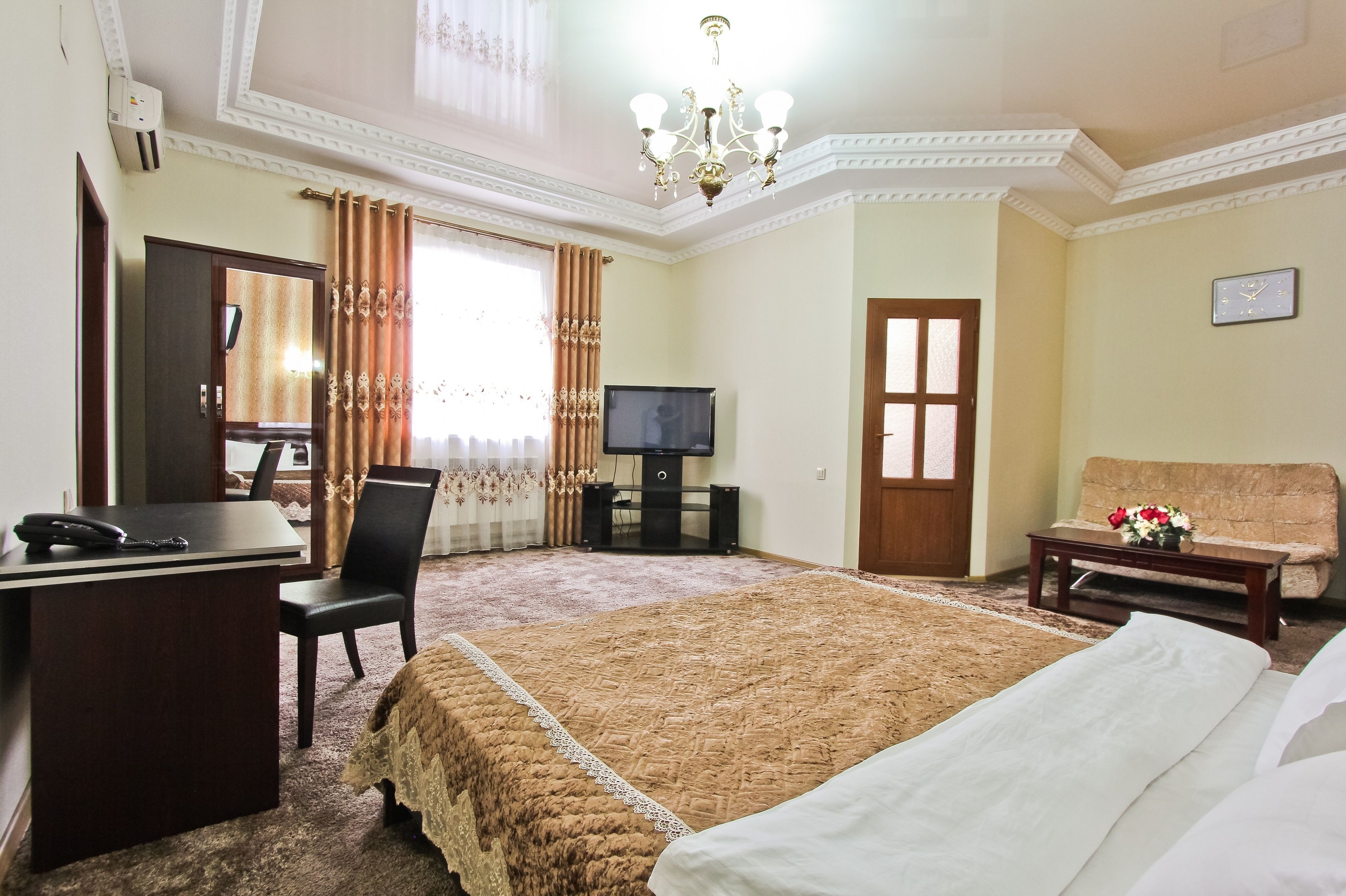 premium double room | egyptian cotton sheets, down duvets, minibar, in-room safe