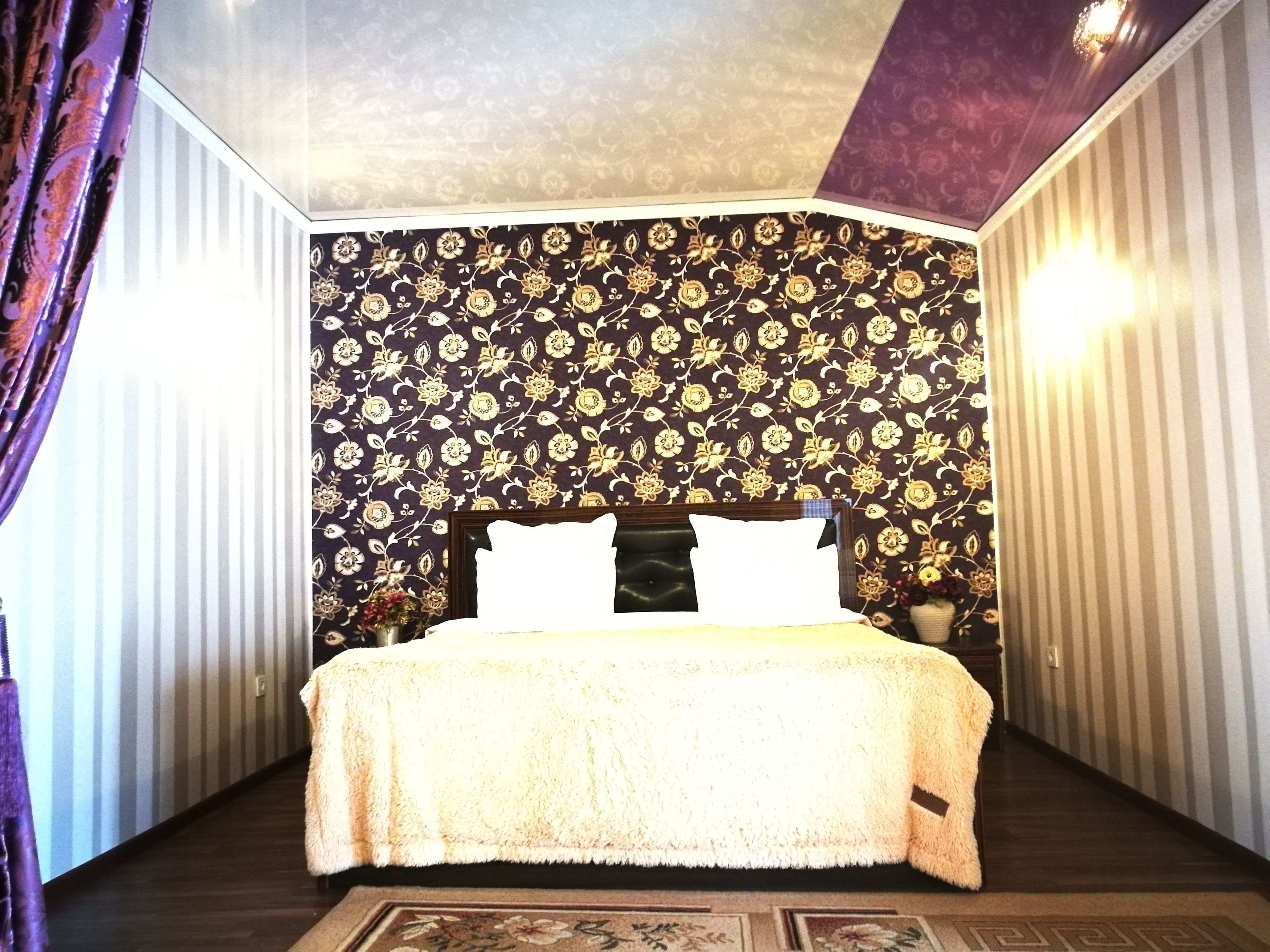 suite | egyptian cotton sheets, down duvets, minibar, in-room safe