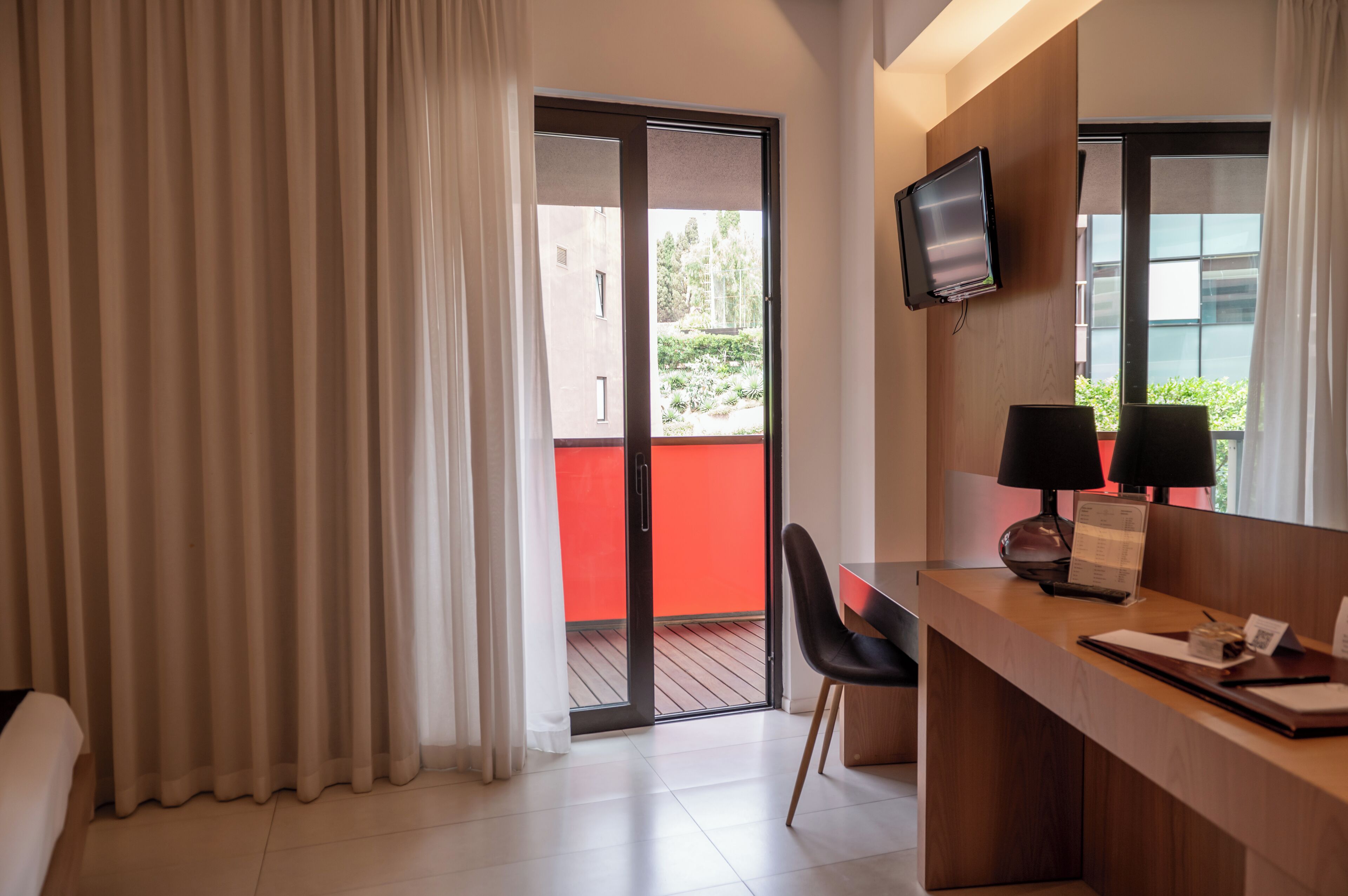 standard double room, balcony | down duvets, memory-foam beds, minibar, in-room safe