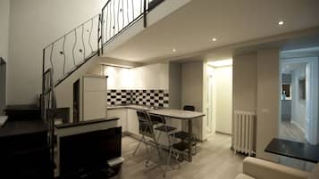 Junior Loft, 1 Bedroom | Private kitchen | Espresso maker, coffee/tea maker, electric kettle