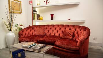 Coin salon dans le hall