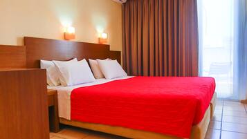 1 bedroom, in-room safe, desk, soundproofing