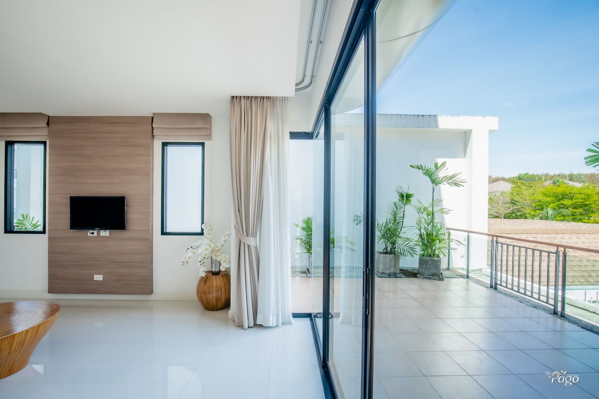 Suite familiar | Caja de seguridad en la habitación y decoración personalizada 