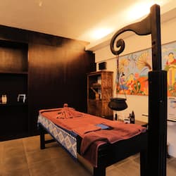 Body treatments, massages