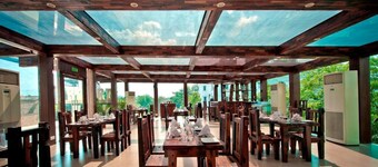 清奈埃格莫溫德姆華美達飯店