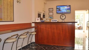 Lobby - Pik Loti Hotel (Tirana)