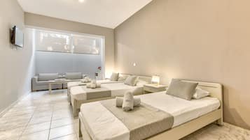 Family Room, Connecting Rooms (Basement) | In-room safe, desk, laptop workspace, soundproofing