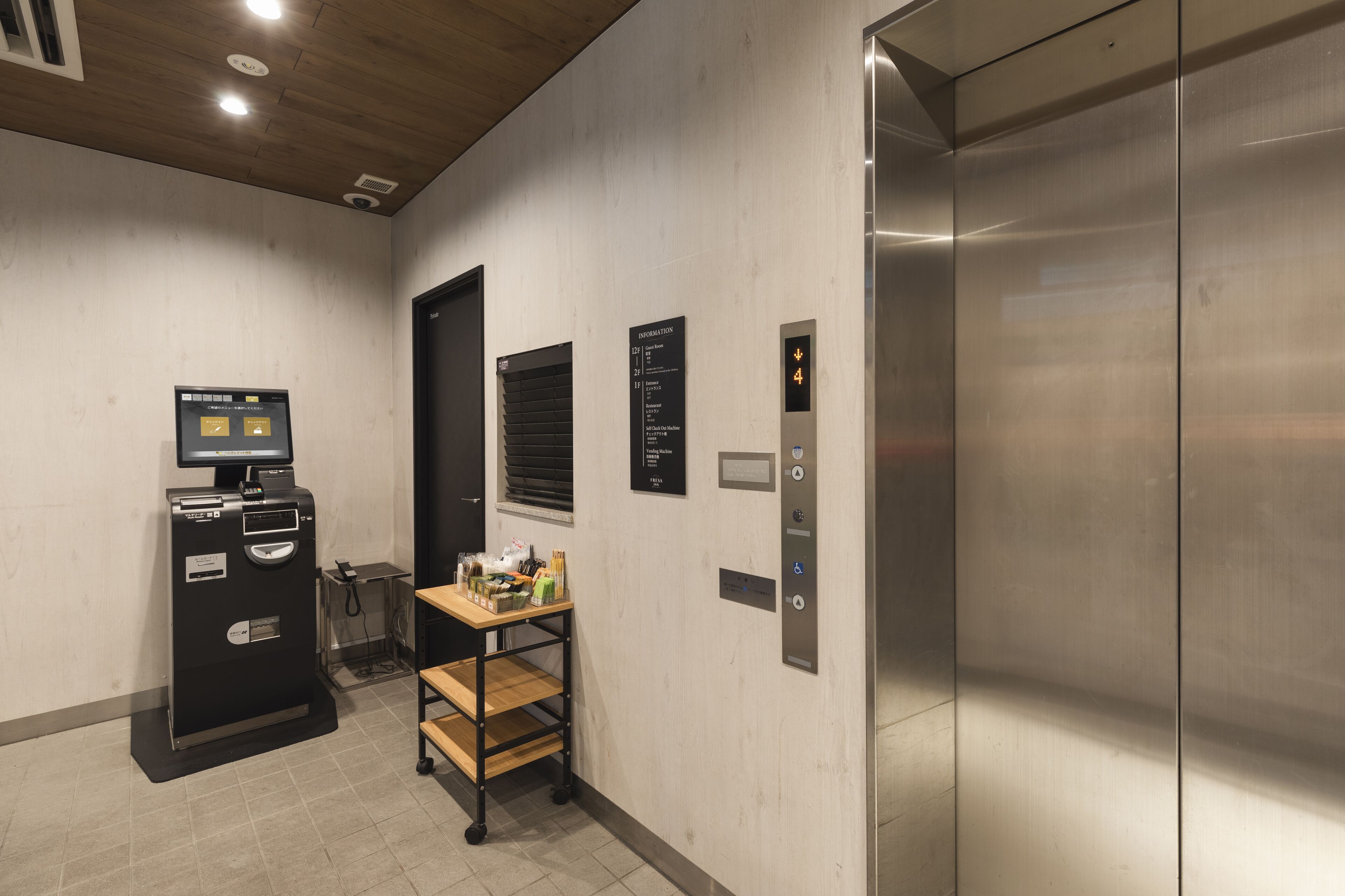 1 bedroom, down duvets, laptop workspace, blackout curtains