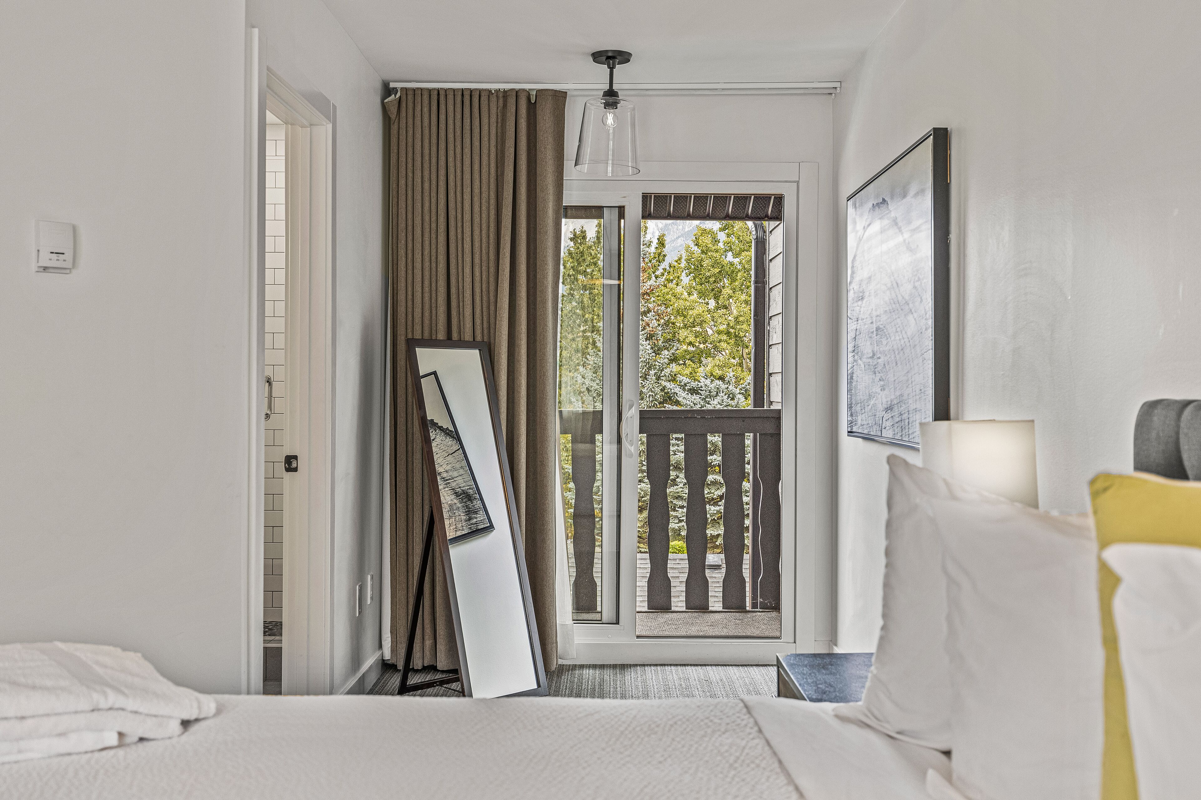 Apartment, 3 Bedrooms, Mountain View (Self Check In, No Pets) | View from room