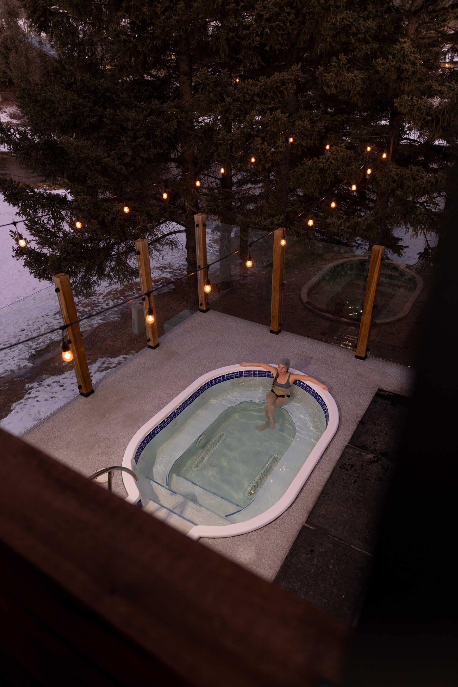 室外 SPA 浴池
