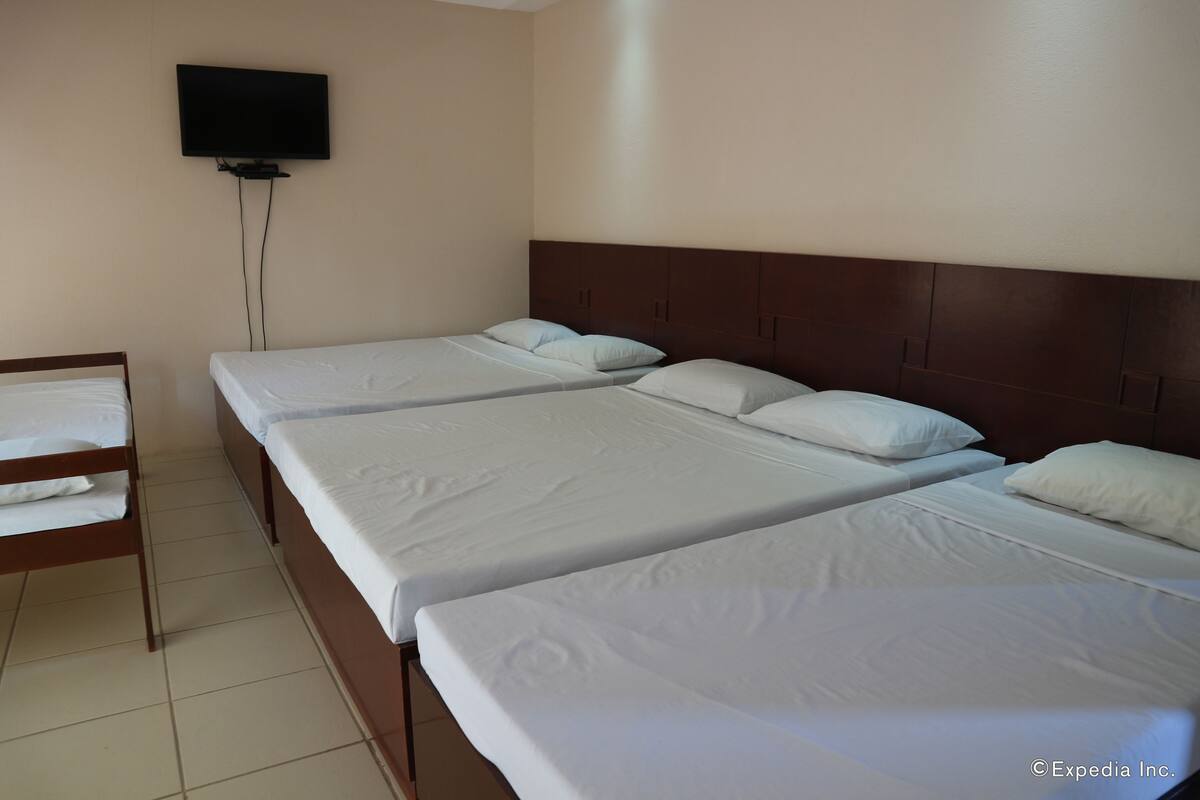 Superior Room (8 pax)