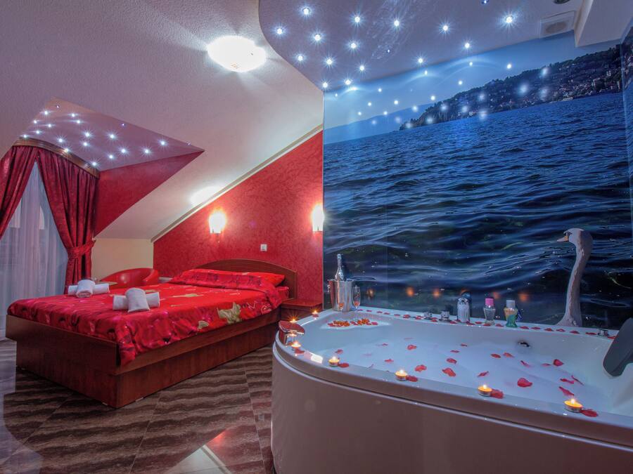 1 camera, minibar, con stile personalizzato, tende oscuranti