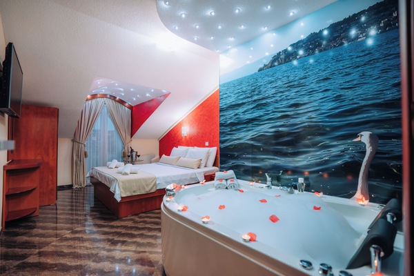 1 bedroom, minibar, individually decorated, blackout drapes