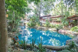 Piscina interna, piscina externa