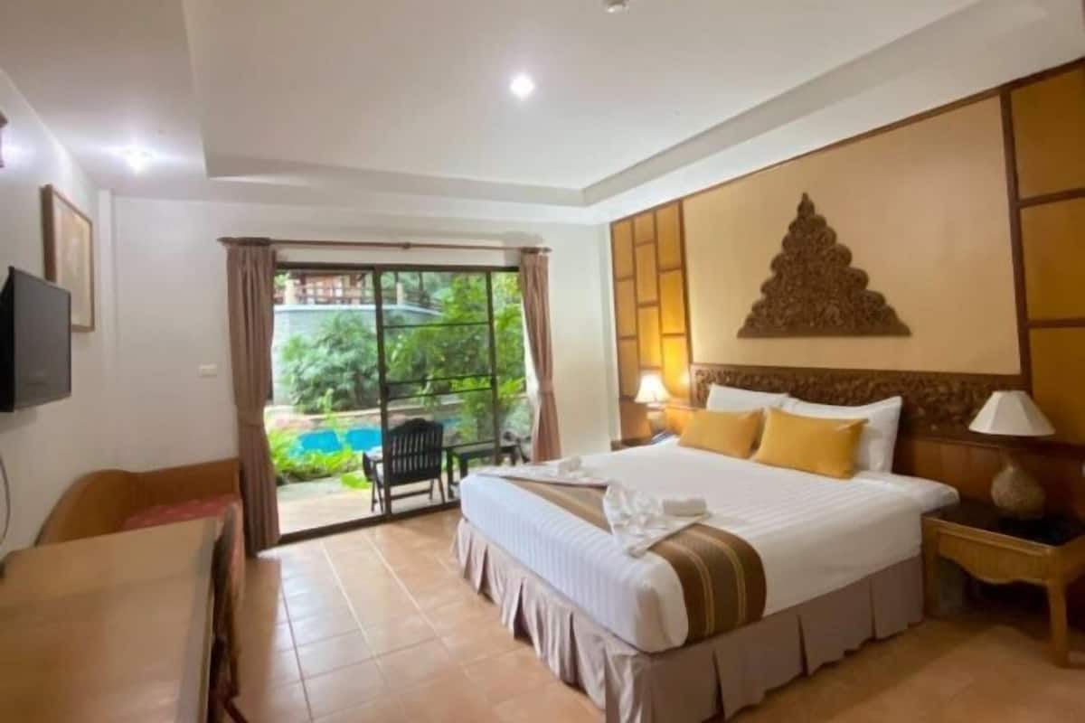 Ropa de cama de alta calidad, camas Select Comfort y escritorio