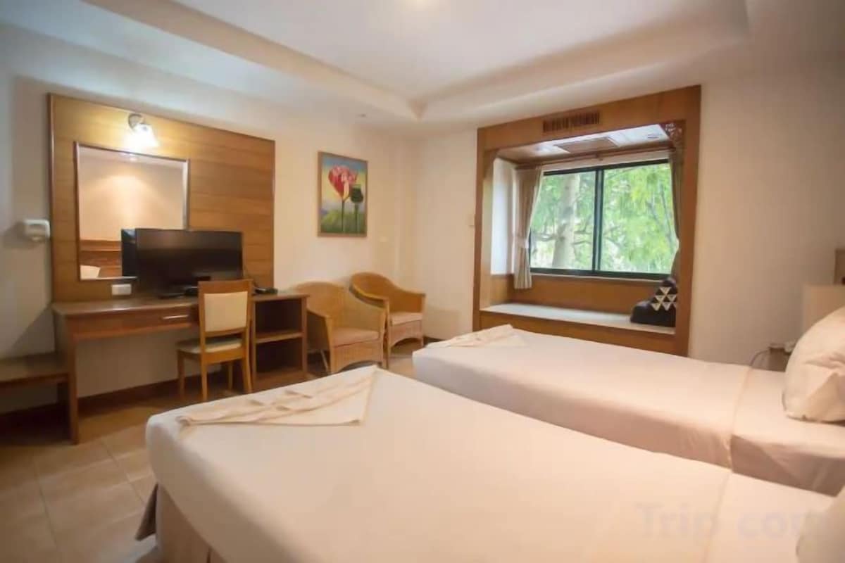 Ropa de cama de alta calidad, colchones Select Comfort y escritorio