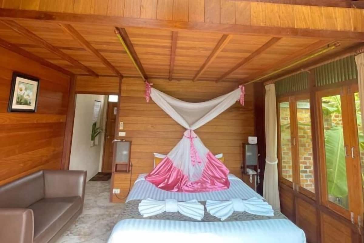 Ropa de cama de alta calidad, camas Select Comfort y escritorio