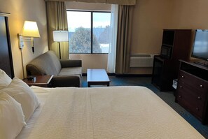 Iron/ironing board, free cribs/infant beds, WiFi, bed sheets - Days Inn by Wyndham Duluth Lakewalk (Duluth)