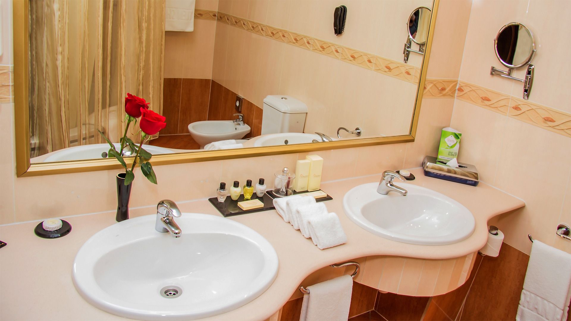 Foto - Grand Tien Shan Hotel