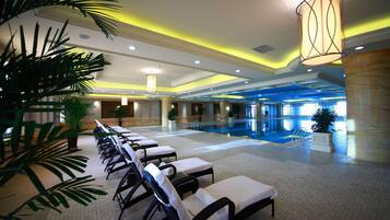 Piscine couverte