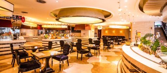 Howard Johnson by Domando Plaza Wulanchabu
