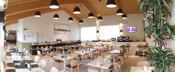 Daily buffet breakfast (EUR 15 per person)