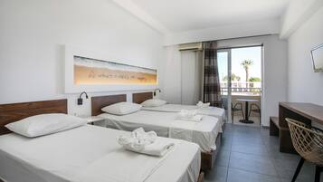 In-room safe, desk, soundproofing, free WiFi